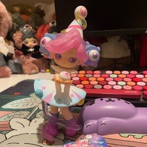 Memimo Strange Dream Series